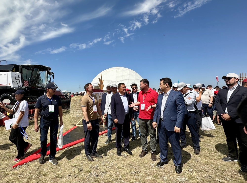 Ростсельмаш на Дне Поля «Jana Dala»